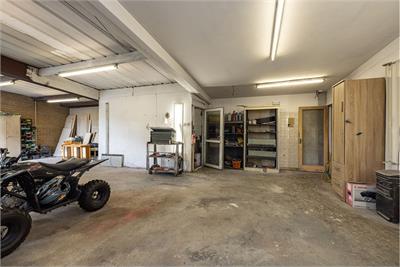 The Garage, Lillesleaf, TD6 9JA - image 7