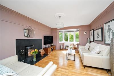 53 Eskfield Grove, Eskbank, Midlothian, EH22 3FA - image 2