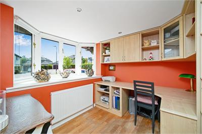 53 Eskfield Grove, Eskbank, Midlothian, EH22 3FA - image 12