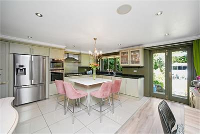 53 Eskfield Grove, Eskbank, Midlothian, EH22 3FA - image 4
