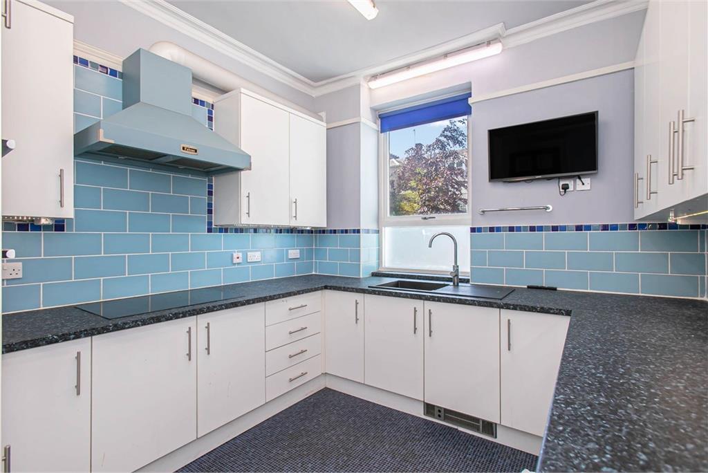 80 Chalmers Street, Dunfermline, KY12 8DG - image 12