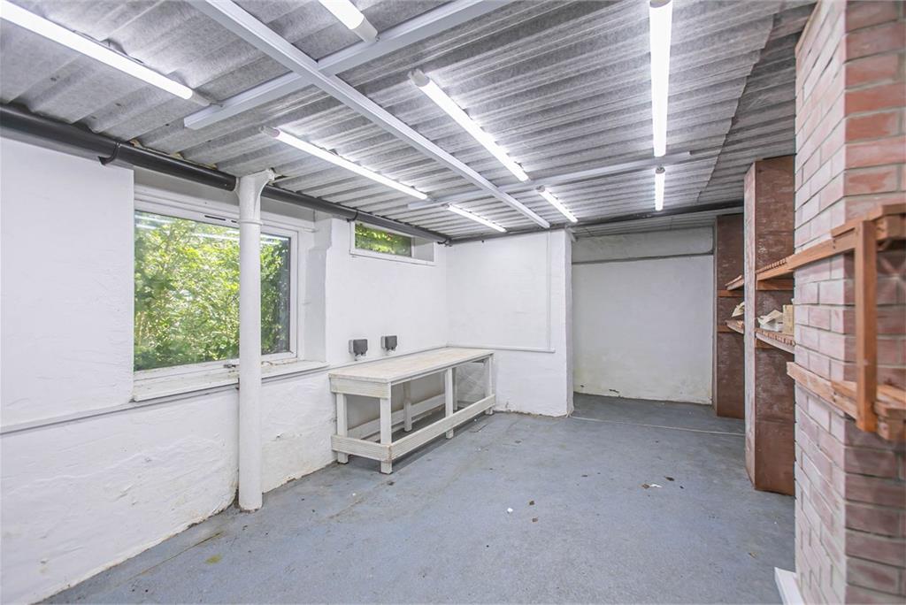 80 Chalmers Street, Dunfermline, KY12 8DG - image 17