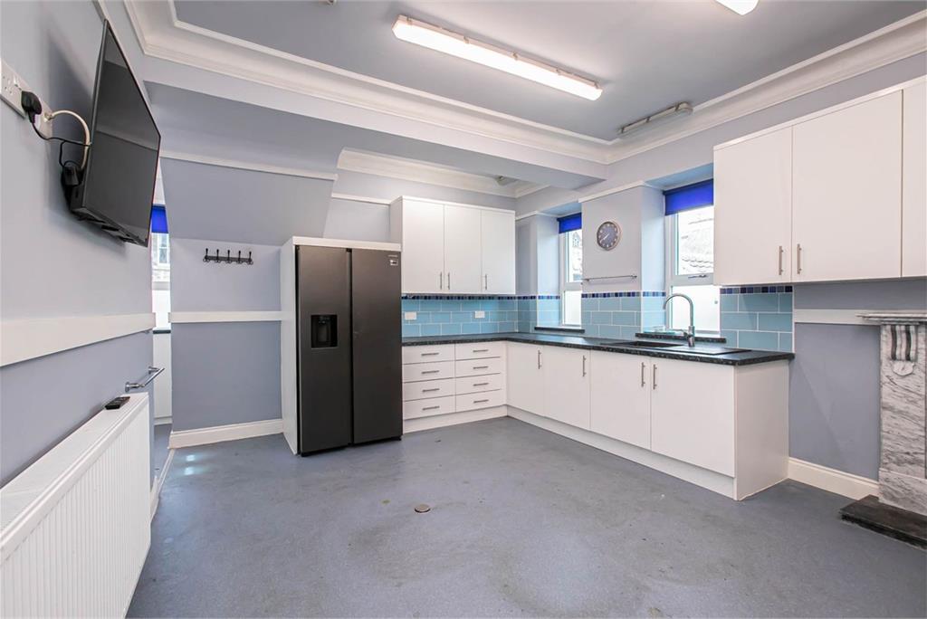 80 Chalmers Street, Dunfermline, KY12 8DG - image 9