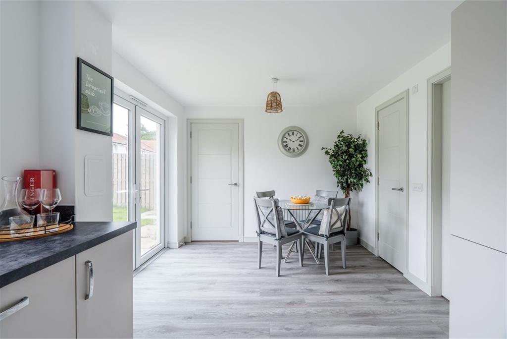 83 Kaims Crescent, Livingston, EH54 7FY - image 20