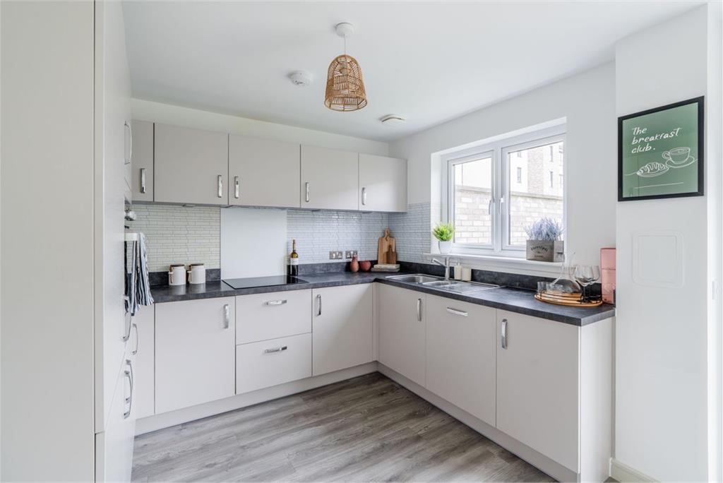 83 Kaims Crescent, Livingston, EH54 7FY - image 3