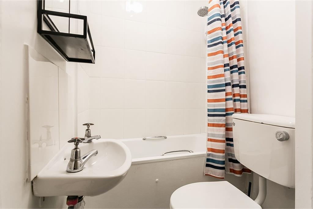 1f1, 6 Marchmont Road,
Edinburgh,
EH9 1HZ - image 18