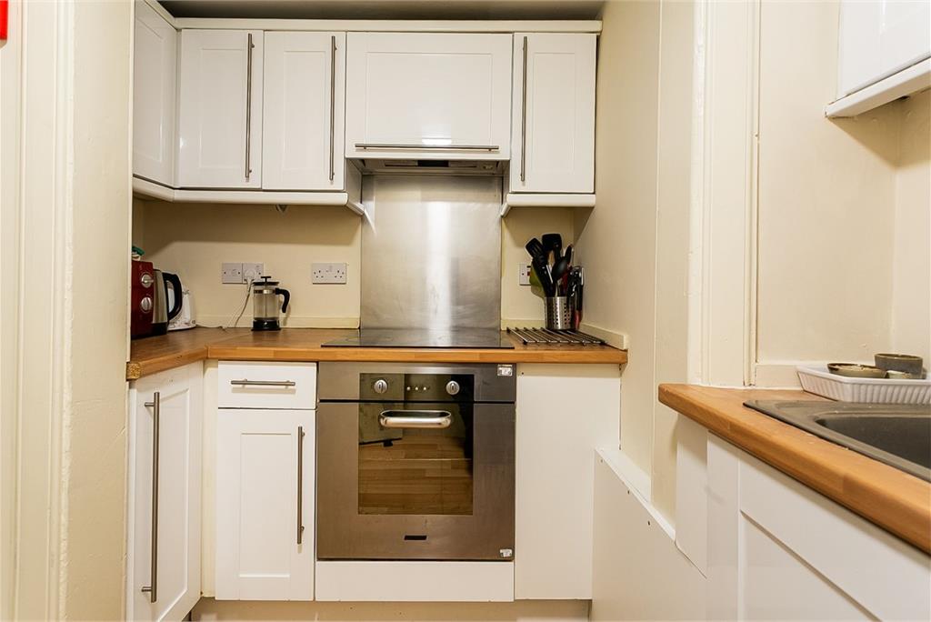 1f1, 6 Marchmont Road,
Edinburgh,
EH9 1HZ - image 8