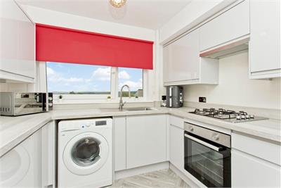 26 Andrew Court, Penicuik, Midlothian, EH26 0HR - image 5