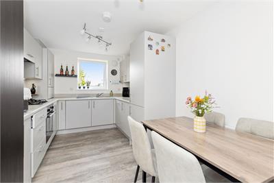 1 (Flat 4) Carswell Walk, South Queensferry, EH30 9DG - image 6