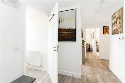 1 (Flat 4) Carswell Walk, South Queensferry, EH30 9DG - image 7