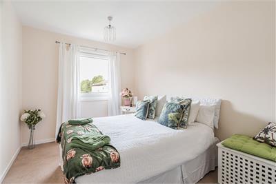 5 Caerlaverock Court, Craigievar Wynd, Edinburgh, EH12 8GD - image 5