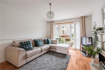 5 Caerlaverock Court, Craigievar Wynd, Edinburgh, EH12 8GD - image 7