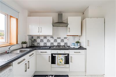 5 Caerlaverock Court, Craigievar Wynd, Edinburgh, EH12 8GD - image 10