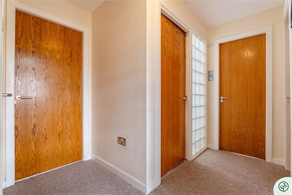 Flat 2/2, 11 McNeil Street, Glasgow, G5 0QE - image 24