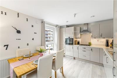 Flat 4, 16, Margaret Thomson Crescent, Edinburgh, EH6 7FD - image 7