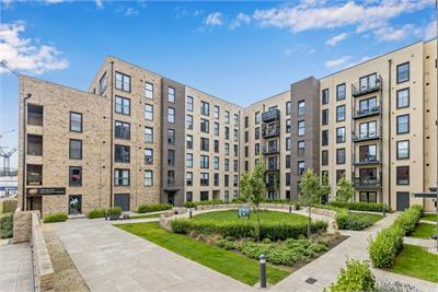 Flat 4, 16, Margaret Thomson Crescent, Edinburgh, EH6 7FD - image 1