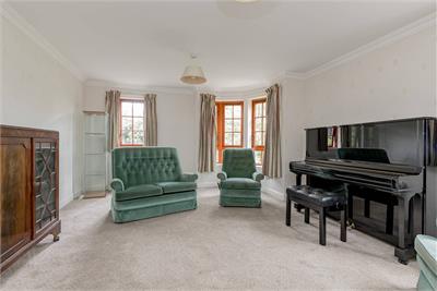 70/4 Orchard Brae Avenue,
Edinburgh,
EH4 2GA - image 3
