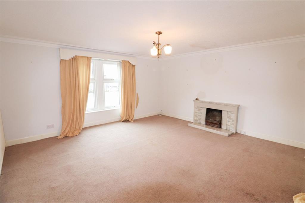Deeside,
42 Main Street,
Crossmichael,
Castle Douglas,
DG7 3AU - image 2