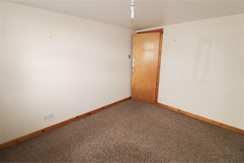 Deeside,
42 Main Street,
Crossmichael,
Castle Douglas,
DG7 3AU - image 15
