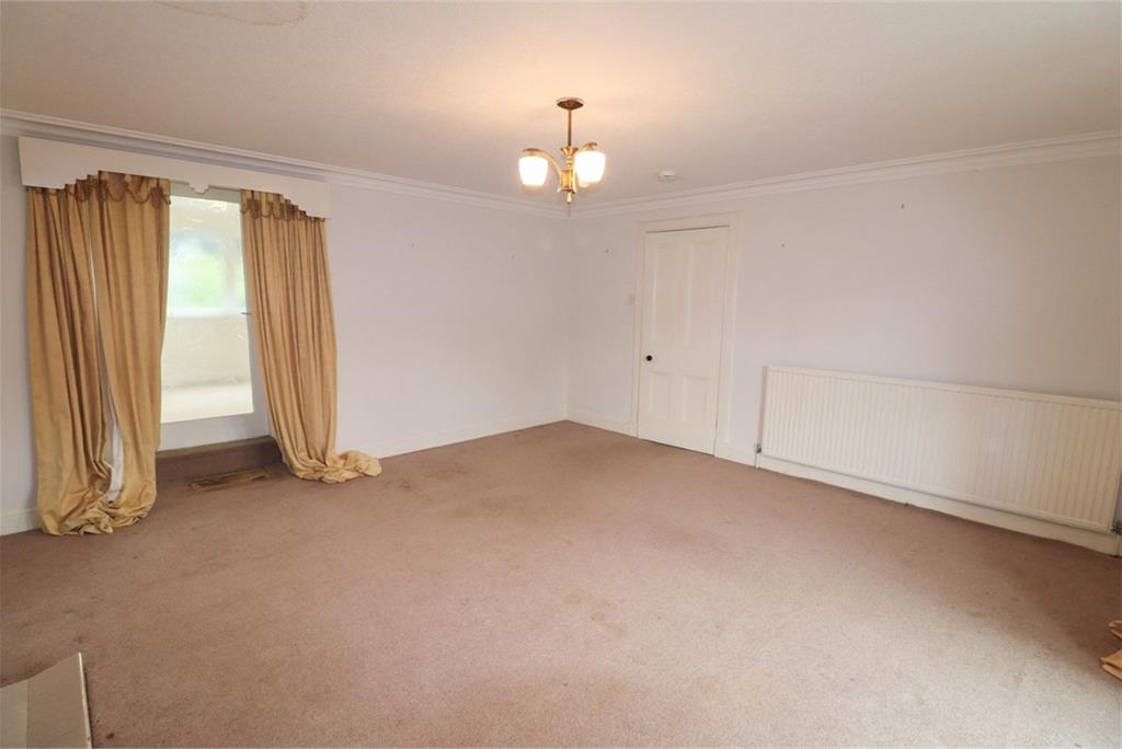 Deeside,
42 Main Street,
Crossmichael,
Castle Douglas,
DG7 3AU - image 3
