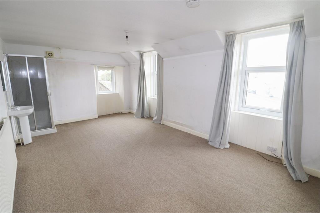 Deeside,
42 Main Street,
Crossmichael,
Castle Douglas,
DG7 3AU - image 28