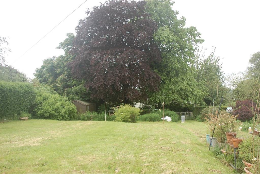 Deeside,
42 Main Street,
Crossmichael,
Castle Douglas,
DG7 3AU - image 31