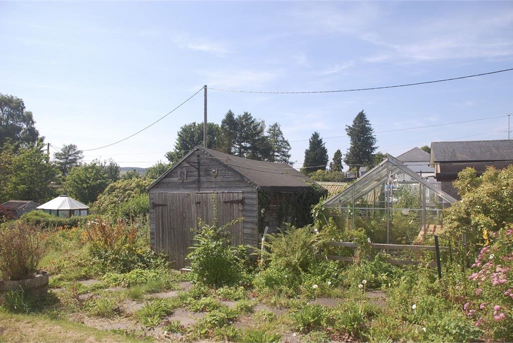 Deeside,
42 Main Street,
Crossmichael,
Castle Douglas,
DG7 3AU - image 33