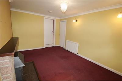 Deeside, 42 Main Street, Crossmichael, Castle Douglas, DG7 3AU - image 9