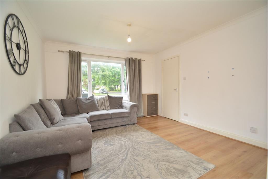 33 Muirkirk Drive, Glasgow, G13 1BZ - image 2