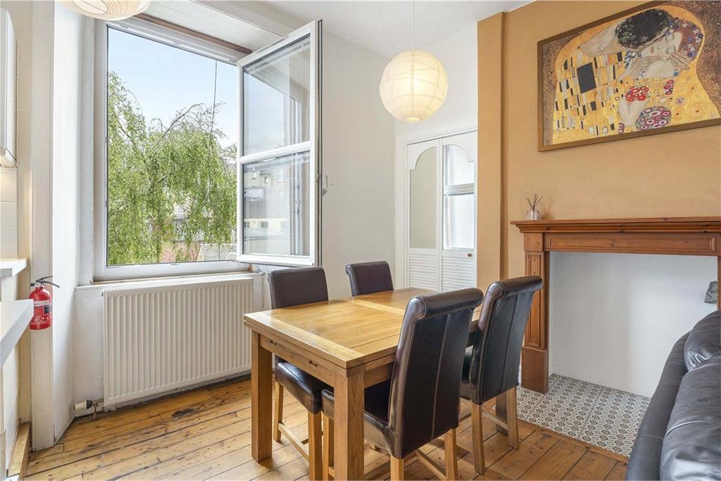 13, 3F1 Jeffrey Street,
Canongate
Edinburgh,
EH1 1DR - image 8