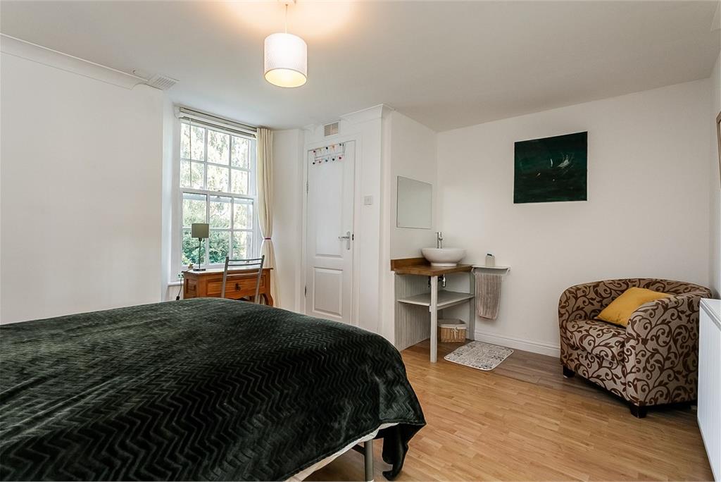 7 Fair-A-Far Cottages,
Whitehouse Road,
Edinburgh,
EH4 6PQ - image 12