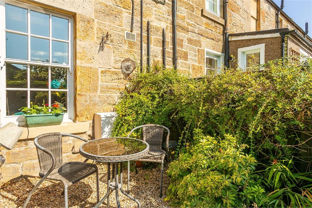 7 Fair-A-Far Cottages,
Whitehouse Road,
Edinburgh,
EH4 6PQ - image 19