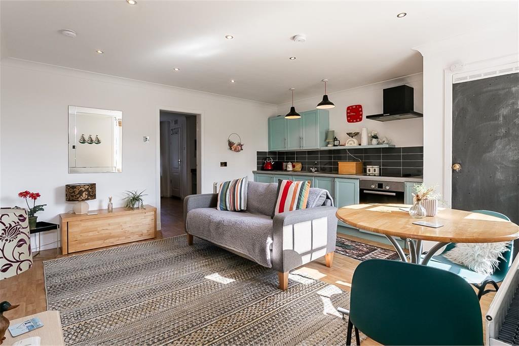 7 Fair-A-Far Cottages,
Whitehouse Road,
Edinburgh,
EH4 6PQ - image 3