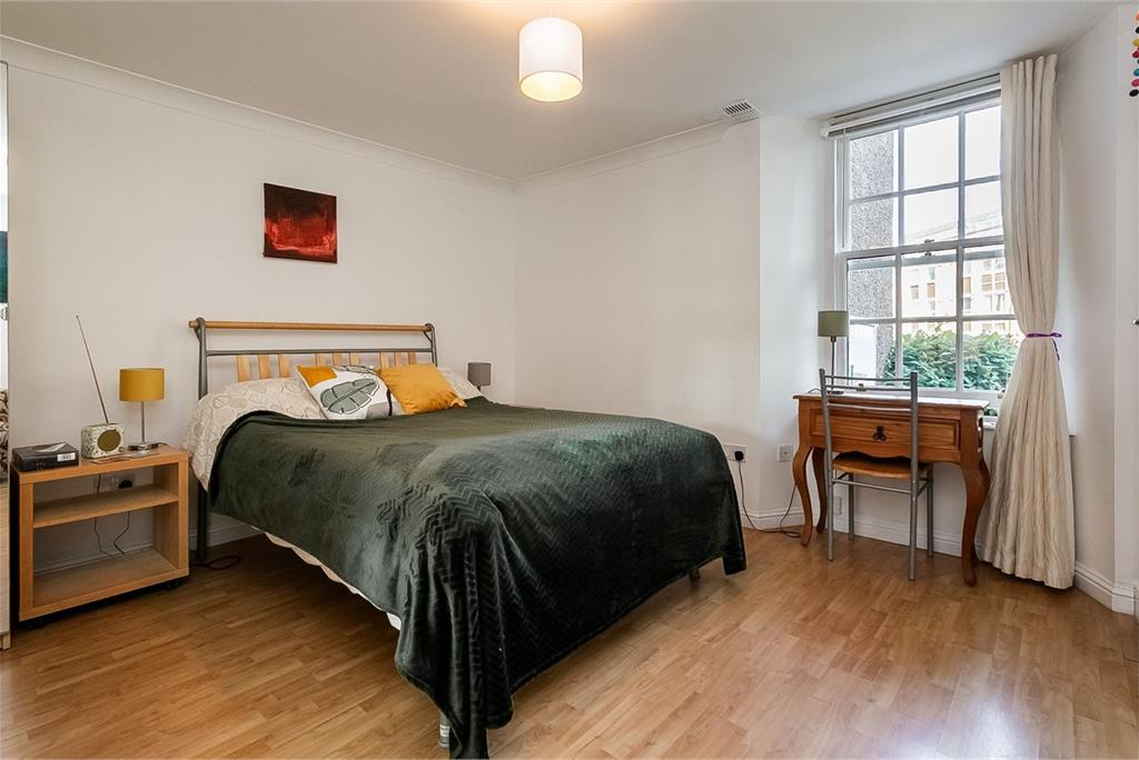 7 Fair-A-Far Cottages,
Whitehouse Road,
Edinburgh,
EH4 6PQ - image 10