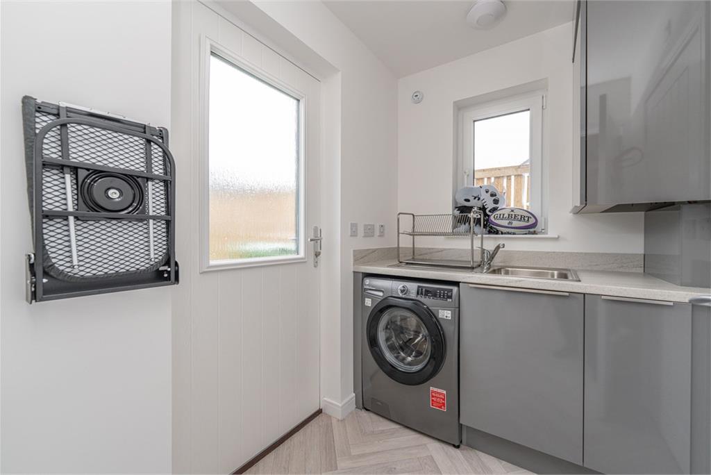 12 Greendykes Way,
Blindwells,
Prestonpans,
EH32 9GT - image 11