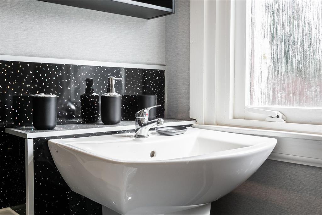 31 Robertson Drive,
Tranent,
EH33 1JG - image 13