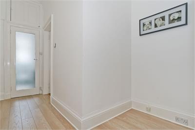 131-2 St Johns Road, Edinburgh, EH12 7SB - image 5