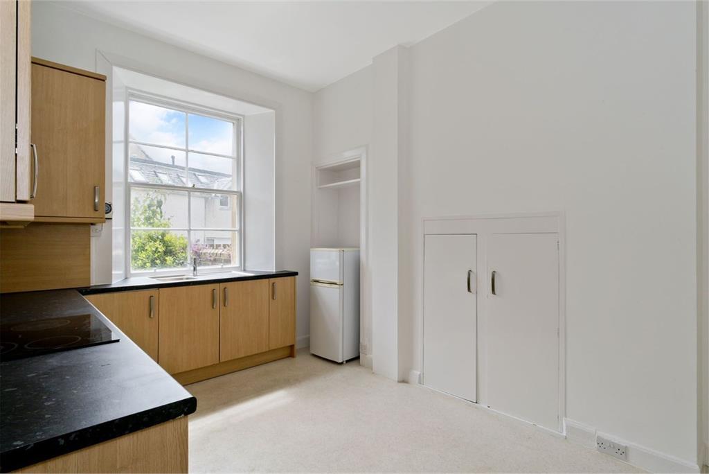 131-2 St Johns Road, Edinburgh, EH12 7SB - image 7