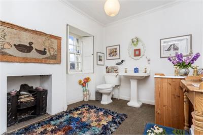 85 Northgate, Peebles, EH45 8BU - image 11