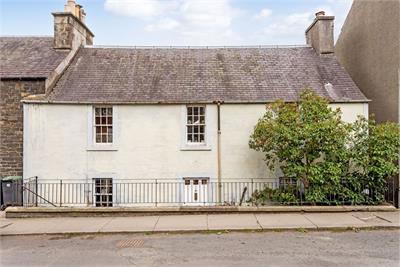 85 Northgate, Peebles, EH45 8BU - image 1