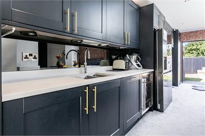 70 Salvesen Gardens, Edinburgh, EH4 5JR - image 11