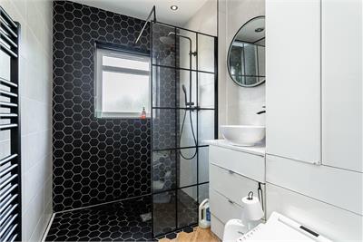 70 Salvesen Gardens, Edinburgh, EH4 5JR - image 24