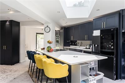 70 Salvesen Gardens, Edinburgh, EH4 5JR - image 4