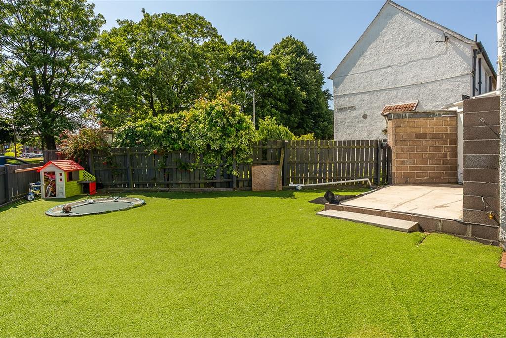 70 Salvesen Gardens,
Edinburgh,
EH4 5JR - image 33