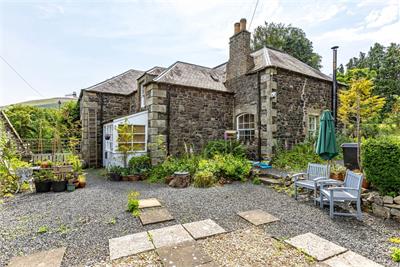 Hall Cottage, Town Yetholm, TD5 8RD - image 3