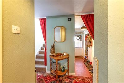 Hall Cottage, Town Yetholm, TD5 8RD - image 9