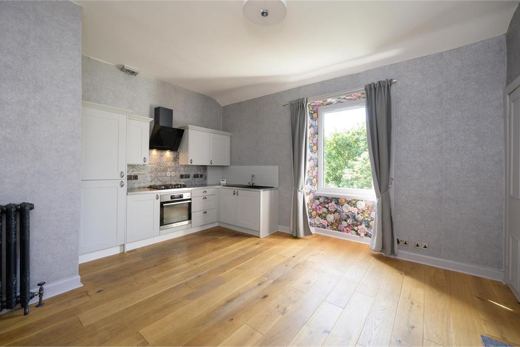 Flat 44/5 Pitt Street, Edinburgh, EH6 4DA - image 4