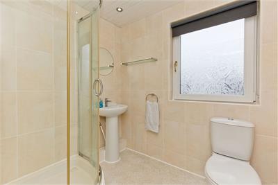 58 Silverknowes Road East, Edinburgh, EH4 5NY - image 11