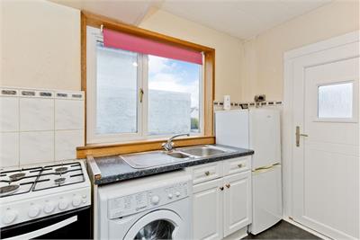 58 Silverknowes Road East, Edinburgh, EH4 5NY - image 6