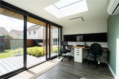 10 Ramslack Street, Balerno, EH14 5FE - image 31